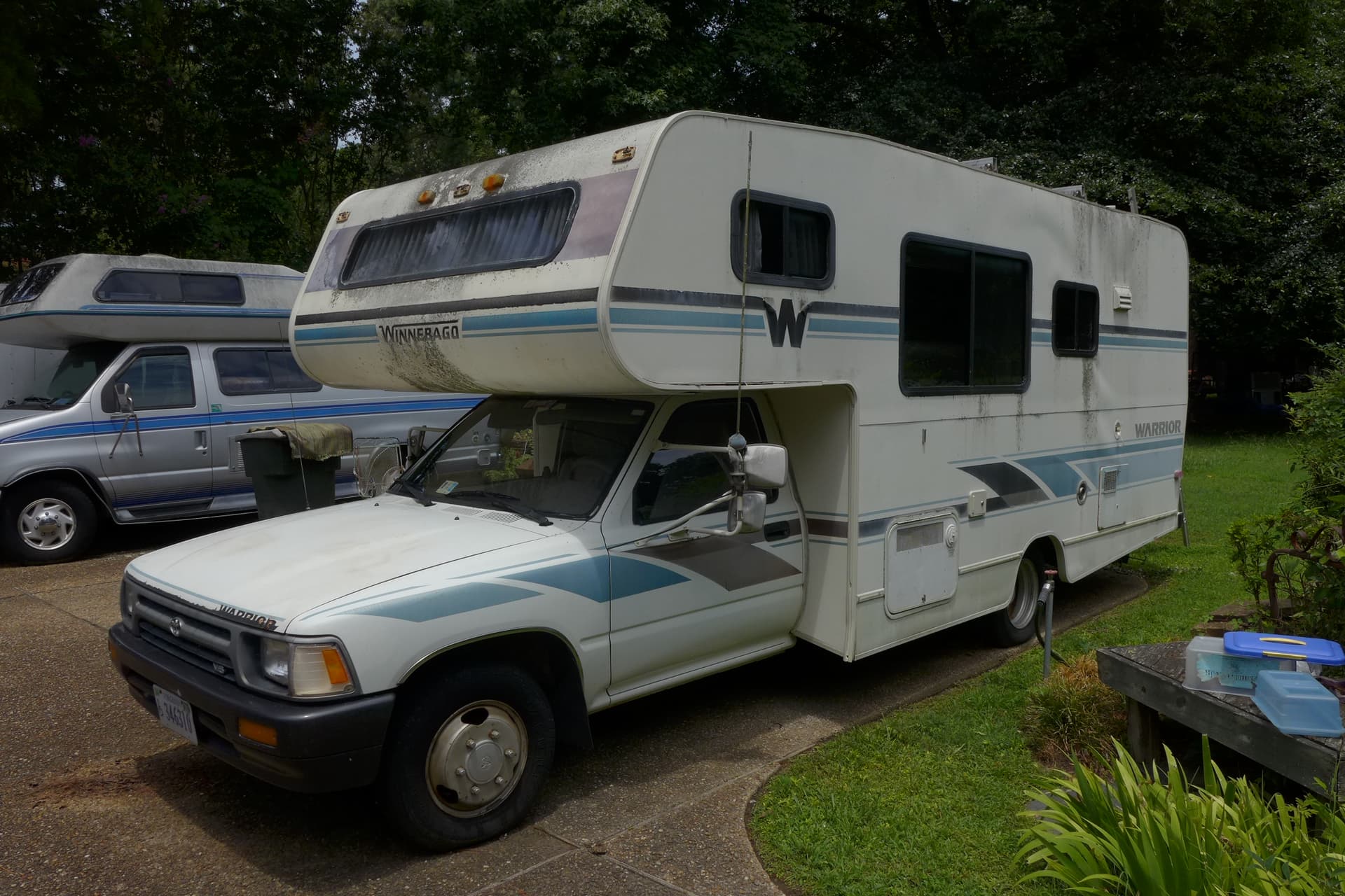 1993 Toyota Winnebago Warrior camper for parts or repair