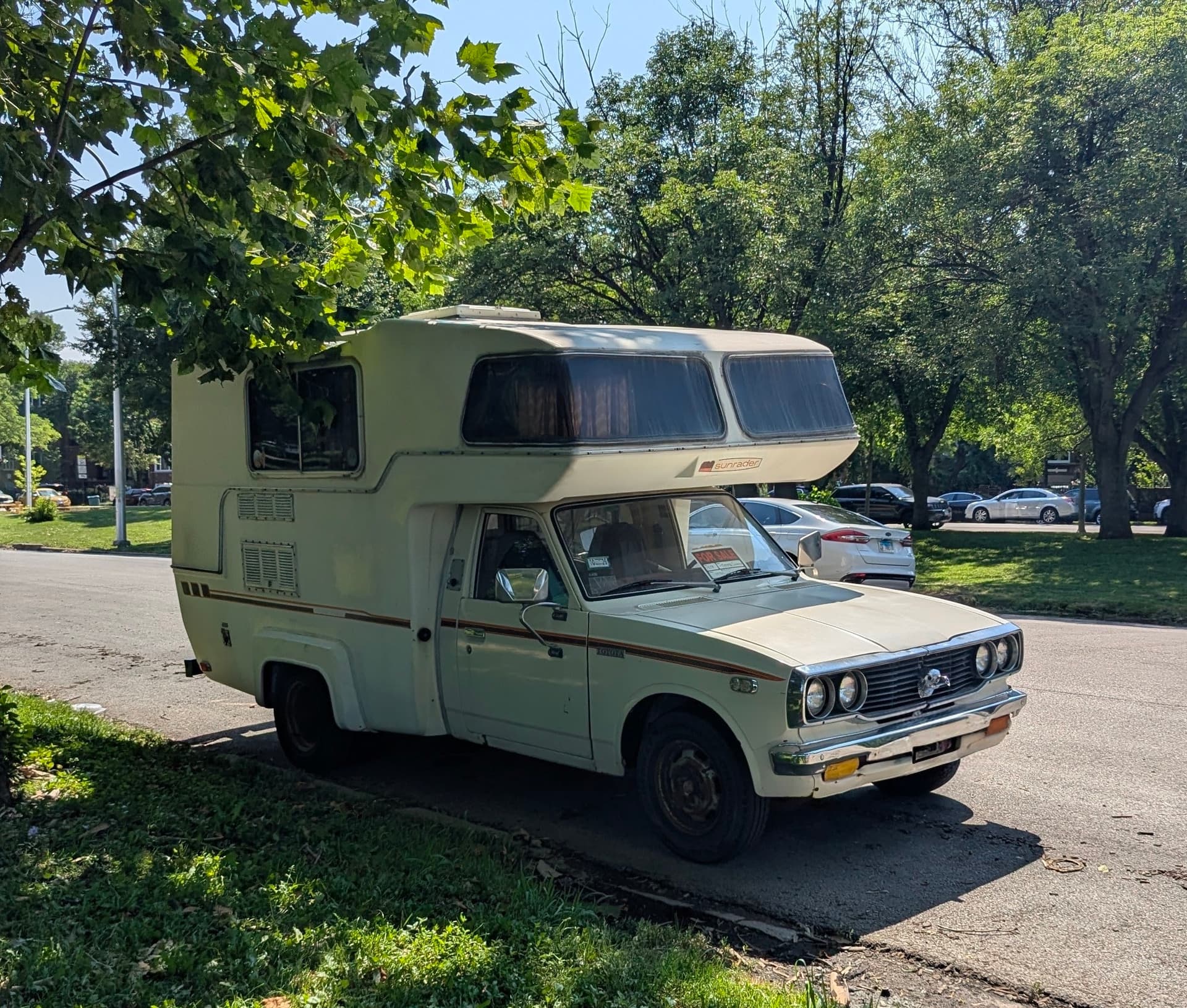 RARE 1978 17ft Sunrader Shorty Hatchback - Live the dream!