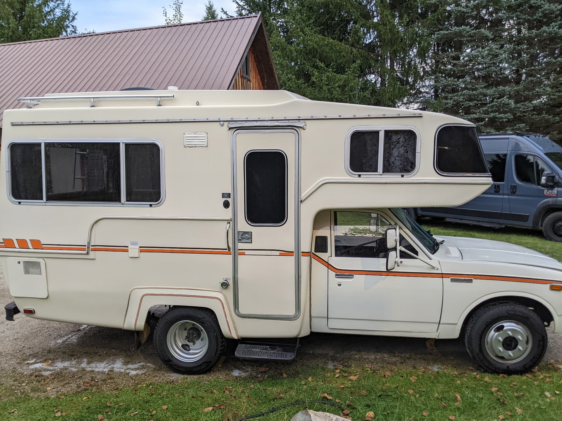 1979 sunrader
