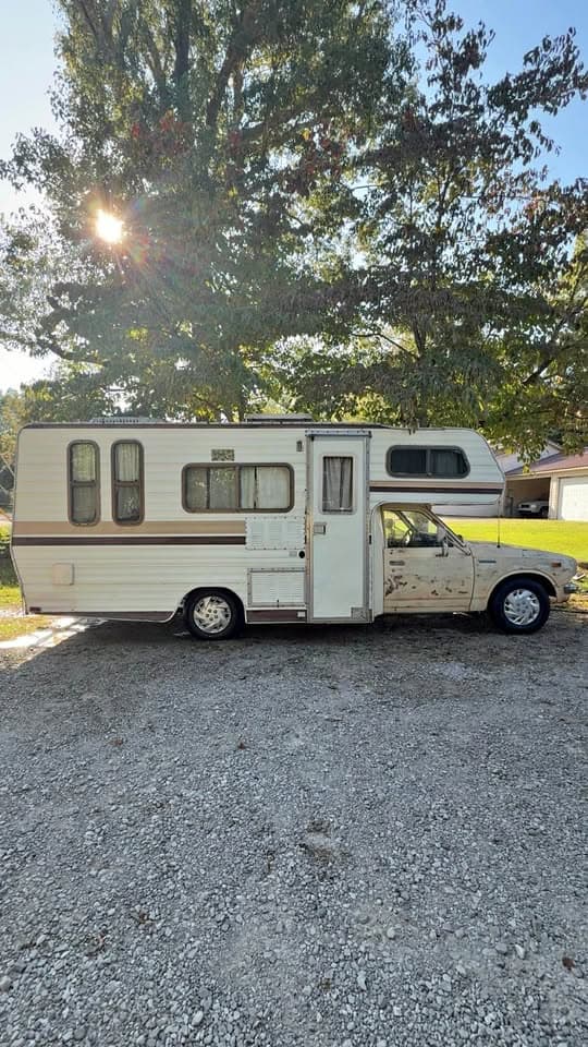 1979 Dolphin Toyota