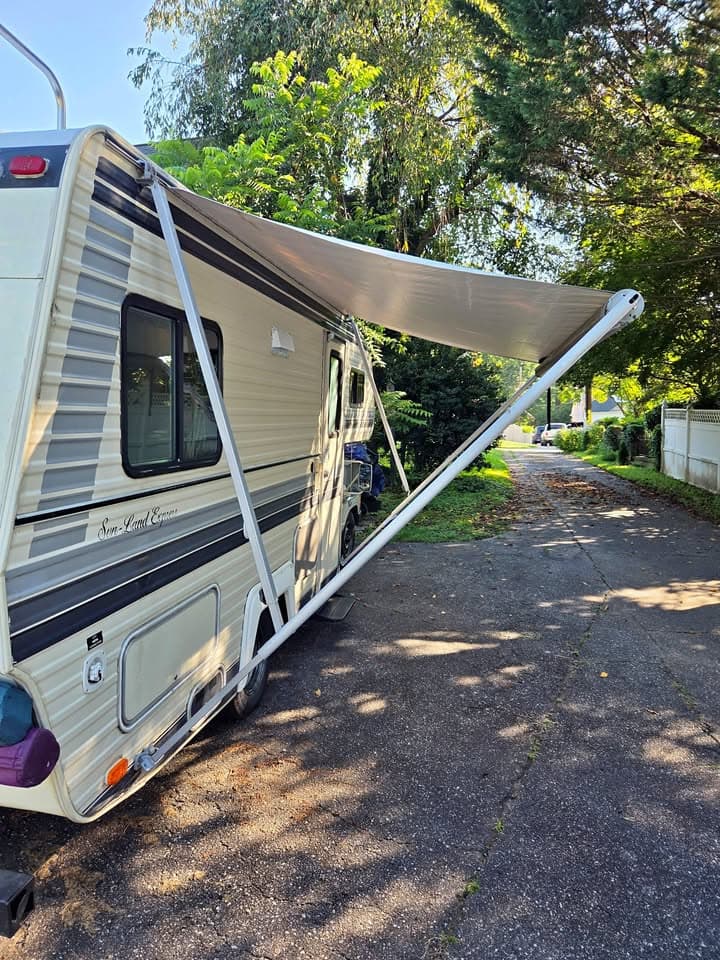 1987 Toyota Sunland Express 22RE 4Cyl Fuel Injected