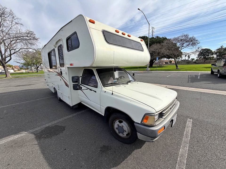 1991 Winnebago Toyota 20ft