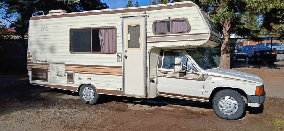 1986 Toyota Dolphin